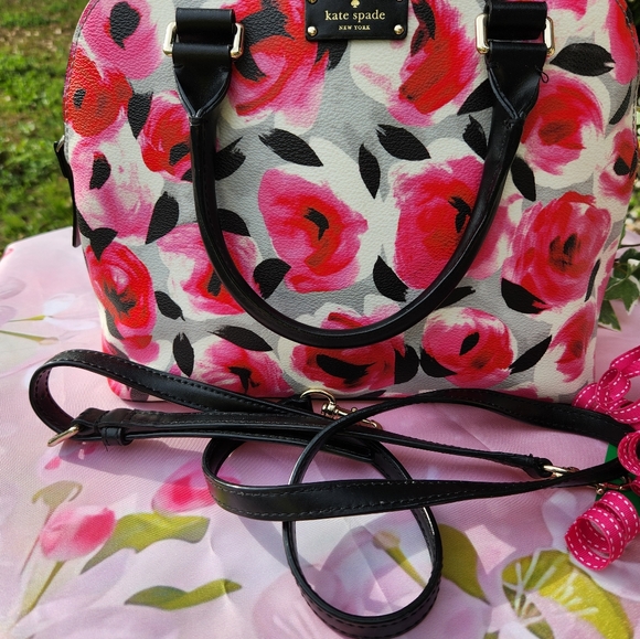 Kate Spade🌷Handbag/Crossbody With Matching Wallet 🌷 - Picture 5 of 16